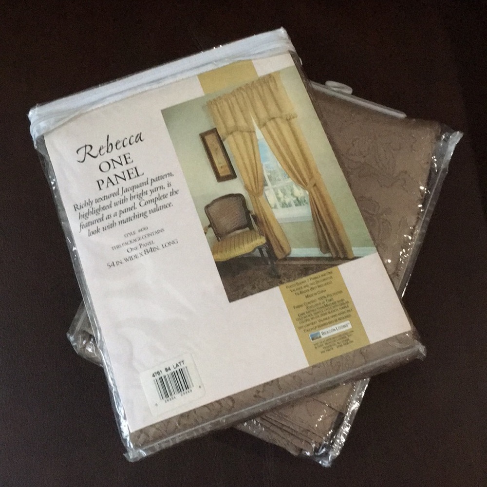 Window curtains - 2 panels - Picture 2 of 5